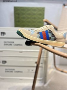 220 古驰 Gucci Distressed Screener Sneaker 古驰小脏鞋系列 官方同步 经典原型复古百搭做旧小脏板鞋复古学院风 怀旧版 货号