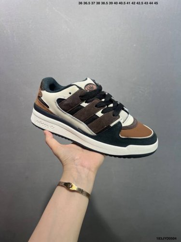 公司级Adidas Originals Forum 0 阿迪复古板鞋舒适百搭 尺码：36 36.5 37.5 38 38.5 39 40 40.5 41 42