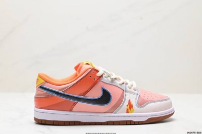 公司级耐克nike Dunk Low 扣篮系列 复古低帮休闲运动滑板板鞋 采用脚感柔软舒适zoomair气垫 有效吸收滑板等极限运动在落地时带来的冲击力 为街头