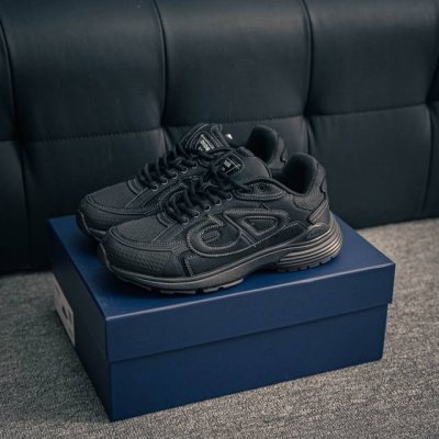 核心私 迪奥Dior Homme 高奢品牌经典复古老爹鞋 夸张流线极符 外形延续当下潮流得未来感老爹鞋 货号：3Sn279Zan H900 尺码：39 40 4