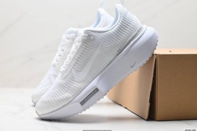 公司级耐克nike Zoomx Invincible Run Fk4 马拉松 轻量休闲运动慢跑鞋 货号:Dr2615-010 尺码:36 36.5 37.5 3