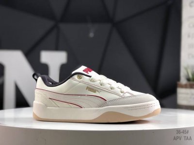 130 Puma Park Lifestyle 彪马 防滑耐磨低帮德训板鞋 孔眼底座和脚趾凸起由猪八革材料制成 支持侧踏时的踏步工作 即使在健身房等使用环境中也