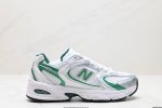 公司级新百伦 Nb530 New Balance 530 复跑古鞋Nb530这鞋双确实是Nb家经复典古款式之一，以全科新技诠释，成打功造530鞋款。鞋面保在持5