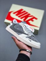 Travis Scott X Air Jordan 1 Aj1乔1 Ts 联名倒钩 低帮文化篮球鞋 完美品质出货 细节如图所示 鞋面切割工整 冲孔整齐干净 中底