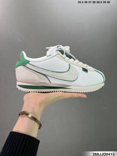 Nike Classic Cortez 耐克经典轻便舒适阿甘鞋休闲跑步鞋运动鞋 纯粹而执着的精神 使得Cortez种在了一代人的心里 无论是否喜欢它复古的鞋型