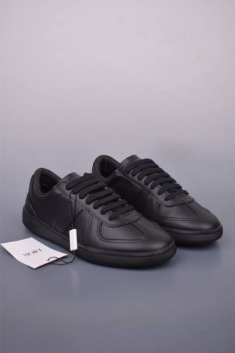 dior迪奥 B01 Matchpoint 圆头系带 迪奥德训鞋 广东大厂出品 顶级版本 标志着Dior经典款式的回归 以时尚优雅的廓形重新诠释 采用光滑皮革精