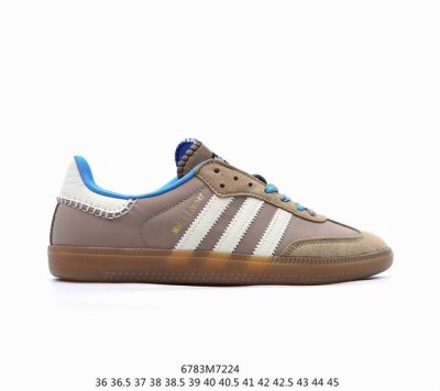 阿迪达斯 Adidas Samba新款 德训鞋 时尚休闲运动板鞋- Wales Bonner 的 Adidas Samba “Studded”亮相，Adidas