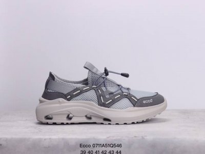 Ecco爱步 广东原版 配备原版三件套 防尘纸 手提袋 高弹大底 全头层牛皮 新款百搭休闲款 纯手工制成 鞋面走线工整 清晰质感 原单品质 拼接运动透气网布 采