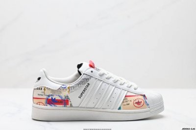 公司级阿迪达斯Adidas三叶草 Originals Superstar贝壳头系列低帮经典百搭休闲运动板鞋 货号:Gy9022 尺码:36 36.5 37 38
