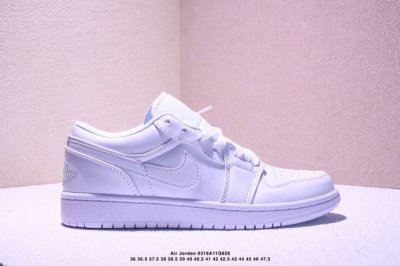 140 乔丹Air Jordan 1 Low Aj1 乔1 乔丹1代Aj1 低帮复古文化休闲运动篮球鞋。缝线细节搭配后跟刺绣 Wings 标志，彰显 Jorda