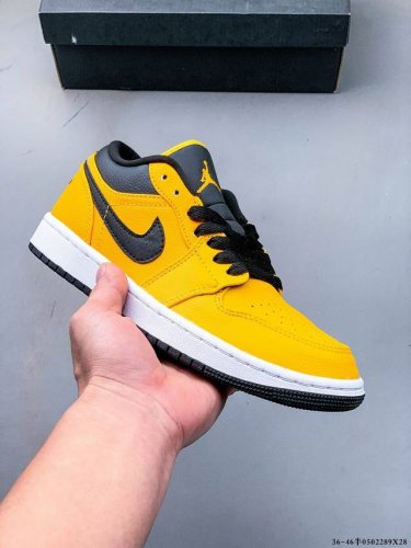 公司级头层！耐克Nike Air Jordan 1 Low Aj1 乔1 低帮潮流运动休闲板鞋。Aj1 低帮拼接 完美版型真头层牛皮# 内置缓震气垫 原鞋开模