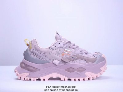 公司级FILA FUSION BIANCO 斐乐 百年运动时尚品牌FLA创建于1911年意大利Biella小镇，是FILA兄弟创立的一家纺织和针织的服装品牌。百