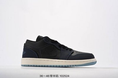 Air Jordan 1 Low ”Midnight Navy“ 低帮 黑蓝蛇纹勾 Aj1 乔丹1代 Aj1 乔1 低邦 黑蓝色 乔丹篮球鞋系列 采用黑色、白色