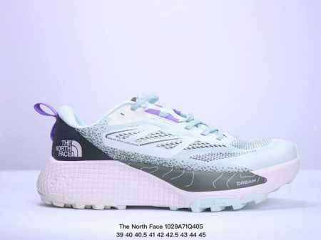 公司级 户外The North Face 北面 北脸男鞋护脚踝登山鞋 户外防水耐磨徒步鞋 。具有出色的抓地力和稳定性，在户外越野中勇往直前！回弹性中底具有出色的 - 点击图像关闭