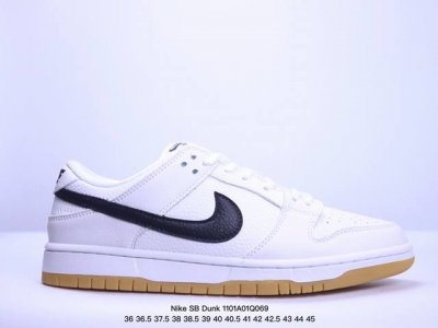 Nike 耐克 采用台产长绒麂皮拼接纳帕荔枝纹头层牛皮鞋面材质，内置Sole真气垫装置，正确双层EVA发泡缓震中底组合RB橡胶外底鞋底越看越美“冰雪奇缘”金粉装