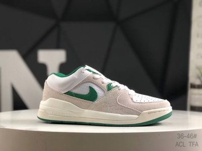 耐克 Air Jordan Stadium 9O Stadium Jordan Stadium 90充满了对Tinkerhathield 原创设计的致敬，包括中