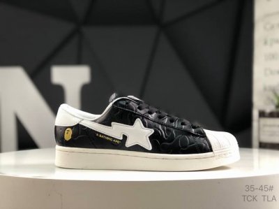 阿迪达斯 Adidas Originals Superstar贝壳头系列 阿迪达斯 三叶草低帮经典百搭休闲运动板鞋 货号:Jq3666 尺码:35 35.5 3