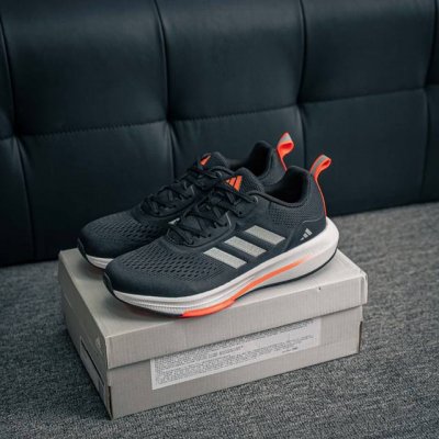核心私 Adidas Originals Tubular Shadow 简版350小椰子 高密度柔性编织，符合出口标准，原工艺成型大底 区别市面通货 货号：Aq