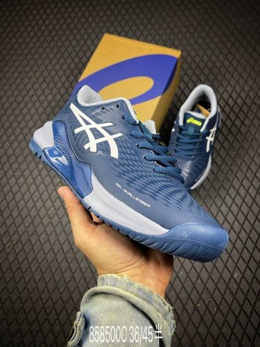 C 亚瑟士Asics Gel Ghallenger 14稳定跑鞋鞋面采用双层提花网面设计 提高包裹性和透气性 后跟搭载稳定系统科技T-Gel提升整体支撑力和结构