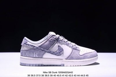 海外爆款限量发售！公司级 Nike Sb Dunk Low“迪奥x石头岛三方联名 织布米灰灰勾” 周年高端定制 低帮休闲板鞋 定制鞋盒 大厂纯原品质出货 超高清