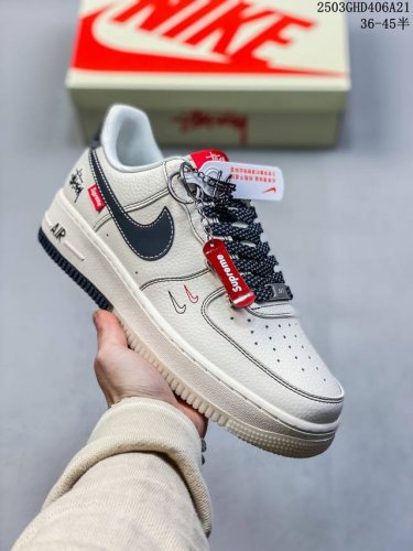 300 海外限量发售！公司级Nike Air Force 1 '07 Low “斯图西联名——黑双拼小刺绣”空军一号 低帮 运动鞋 休闲鞋 折边针车 工艺难度大