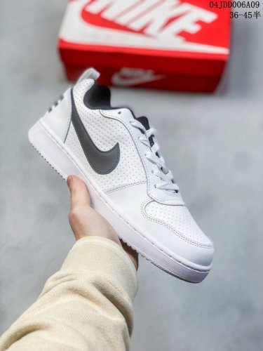 Nike Court Vision Low白宝蓝 小空军 高帮百搭透气休闲运动板鞋。 百搭单品正面、内侧、外侧、前面和后面视角看下这双白又白的小白鞋，它好像是一