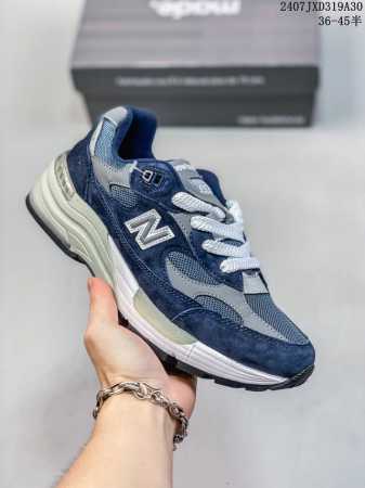 new Balance新百伦nb Made In Usa M992系列美产血统经典复古休闲运动百搭老爹跑步鞋 货号：M992Gr 码数：35 36 37 37. - 点击图像关闭