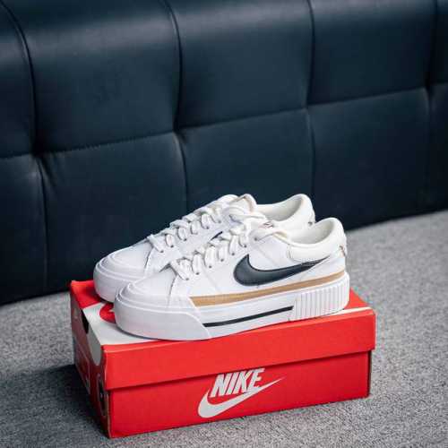 核心私 耐克Nike Court Legacy学院产物系列系列低帮经典百搭休闲运动小白板鞋 货号：Dm7590 100 尺码：35.5 36 36.5 37.5