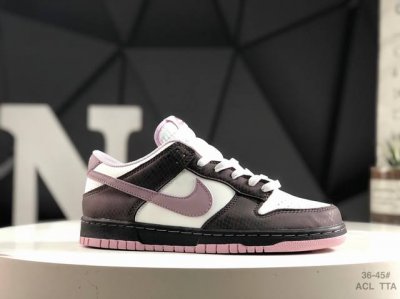 140 Nk Dunk Low "Snakeskin" 灰紫配色 低帮休闲板鞋 Hv6932-299 #鞋款采用优质帆灰色和紫色皮革鞋面，特别两侧灰紫 Swoo