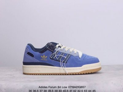 真标阿迪 Adidas Forum 84 Low 低帮摩术贴 新配色 百搭潮流休闲运动板鞋。以复古篮球鞋的外形为基础，采用皮革与织物拼接，简约百搭，更加贴合舒适