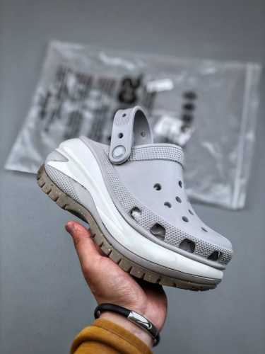 J版纯原 如需配件另加钱 Crocs Classic Clog 卡骆驰休闲沙滩洞洞拖鞋凉鞋 光轮 透明防水袋包装 尺码：W5 34-35 W6 36-37 W7