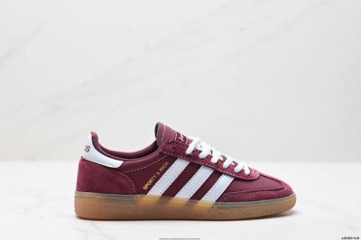 公司级Adidas Handball Spezial 官方正确版本 阿迪达斯经典款 复古休闲板鞋 全鞋采用反毛皮制作 牛筋耐磨大底 承载青春情怀的板鞋 经典三条