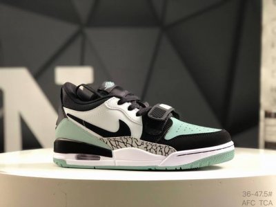 头层带半码 耐克 Air Jordan Legacy 312 乔丹篮球鞋系列 号称 “最强三合一” 的 Jordan Legacy 312，自然有着杂交结合的设