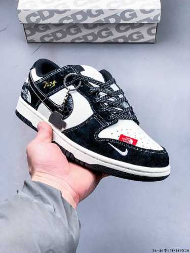 200 nike Dunk Sb Low耐克 低帮滑板鞋 纯原生产线！头层带芯片！打造市面Dunk Sb系列标杆！ 全套原厂纸板，原楦头，唯一越南进口贝利皮！一
