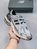 新百伦new Balance 6R ”Urbancore“ 新百伦 6 Nb 6 浅棕灰 潮流复古透气轻便低帮跑步鞋男女同款 整鞋以军绿搭配，充满new Bal