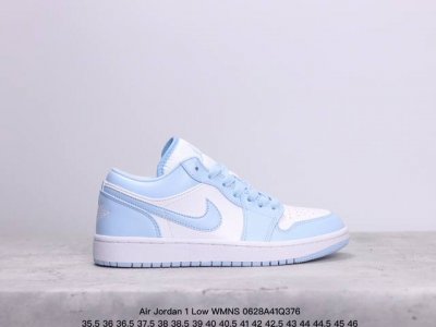 Air Jordan 1 Low Wmns ”Jade Smoke“ 低帮 Aj1 乔丹1代 Aj1 乔1 低邦 黑绿 男女同款 乔丹篮球鞋系列 整体以黑色、灰