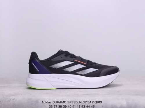 公司级adidas Duramo Speed M轻盈跑鞋 adidas跑鞋设计总是呈现出一种经典低调的感觉，但ultra Boost与alphabounce这两
