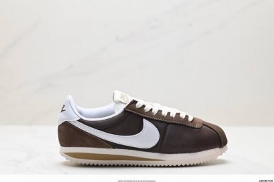 公司级Nike Classic Cortez 耐克经典轻便舒适男子阿甘鞋休闲跑步鞋运动鞋 纯粹而执着的精神 使得Cortez种在了一代人的心里 无论是否喜欢它复