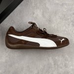 本地 核心私 公司级彪马Puma Speedcat Go Wns 薄底鞋 柔软舒适防滑耐磨低帮生活休闲鞋 赛车鞋鞋型 弹力绑带 翻毛皮拼接网面 舒适透气 高品质