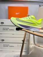 Nk Zoom Fly 6 prm马拉松跑步鞋 竞速飞行6代系列低帮轻质缓震透气休闲运动跑步鞋 #升级原楦开版型 #采用柔软透气编织网眼鞋面材质 #内置Zoom