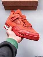 纯原版本！Air Jordan Aj4 Rm 重制版低帮复古篮球鞋 实拍首发 采用了低帮的设计 并保留了众多Aj4的经典元素 鞋身以皮革 麂皮材质拼接打造 Aj