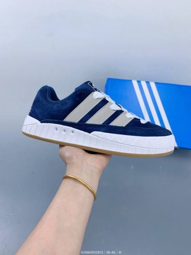 阿迪达斯 Adidas Adimatic面包鞋 阿迪达斯 鲨鱼面包鞋 携手费城传奇滑手贾马尔 史密斯Jamalsmith X Adidas Adimatic L