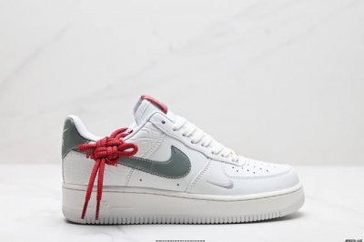 270 公司级Nike Air Force 1‘07 Lv8 原楦头原纸板 打造纯正低帮空军版型 专注外贸渠道 全掌内置蜂窝气垫 原盒配件 原厂中底钢印、拉帮完