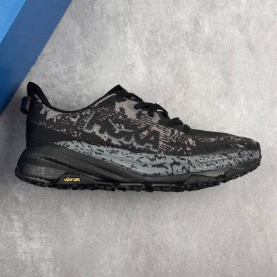 本地 核心私 公司级Hoka One One M Speedgoat 6 低帮专业越野跑步鞋 相较于前几代Mafate包裹感更好 跟Speedgoat 快速羚羊