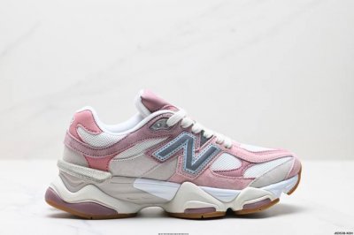 公司级New Balance 公司级版本 Nb9060 联名款 复古休闲运动慢跑鞋 鞋款灵感源自设计师本人对夏日的怀日回忆。鞋面大身由空间双格及磨砂鞋面拼接而生