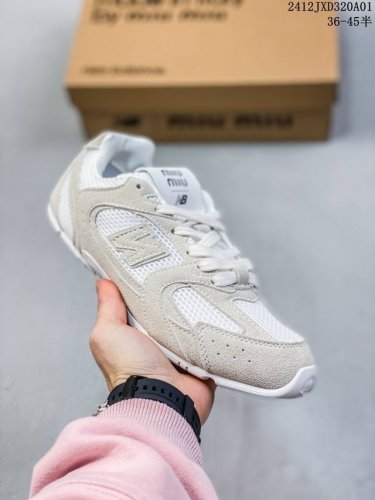 Miumiu缪缪 X New Balance Nb530 情侣款 休闲 运动鞋 阿甘鞋 德训鞋 原版开发 经典nb530运动鞋中汲取灵感推出了自己的迭代版本53