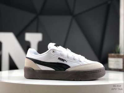 130 Puma/彪马 男女运动板鞋，原楦原纸版开发版型，采用环保纤维革组合翻毛皮饰片鞋面材质，外置耐磨橡胶大底蕾哈娜同系面包鞋太好看了！彪马Puma Park