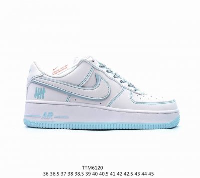 真标耐克nike Air Force 1 Low 空军一号低帮百搭休闲运动板鞋。柔软、弹性十足的缓震性能和出色的中底设计，横跨复古与现代的外型结合，造就出风靡全