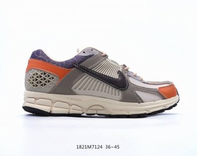 nk Vomero 5 V5跑鞋 黄拼接fz5051-121实拍如图 配色不断开发中 正确私模四合一组合大底 区别一体公底 1:1还原轻量、高弹、包裹舒适公司货