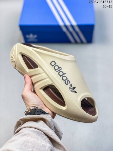 公司级阿迪达斯 Adidas Superstar 25夏季新款男士外穿时尚沙滩踩屎感透气凉 舒适透气 耐磨 轻运动 ，柔软舒适，具有独特的凹凸设计和防滑功能，确
